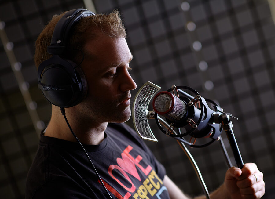 François Lidove recording in his studio.